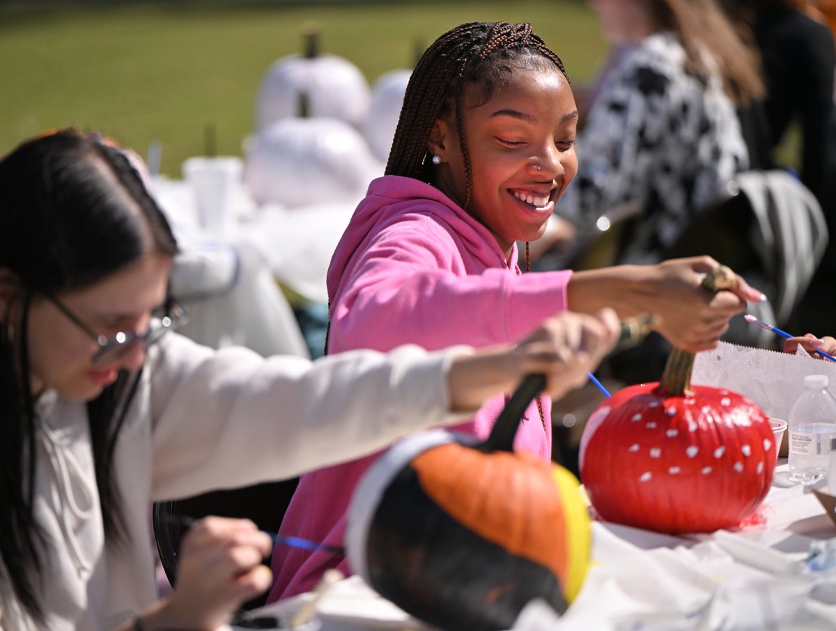 Yesterday was absolutely gourd-geous! 🎃🖌️🎨 Our students truly captured the fall spirit with their creative pumpkin painting skills at our fall festival—just another reason why fall at SMC is unbe-leaf-able! 🍂🍁✨
