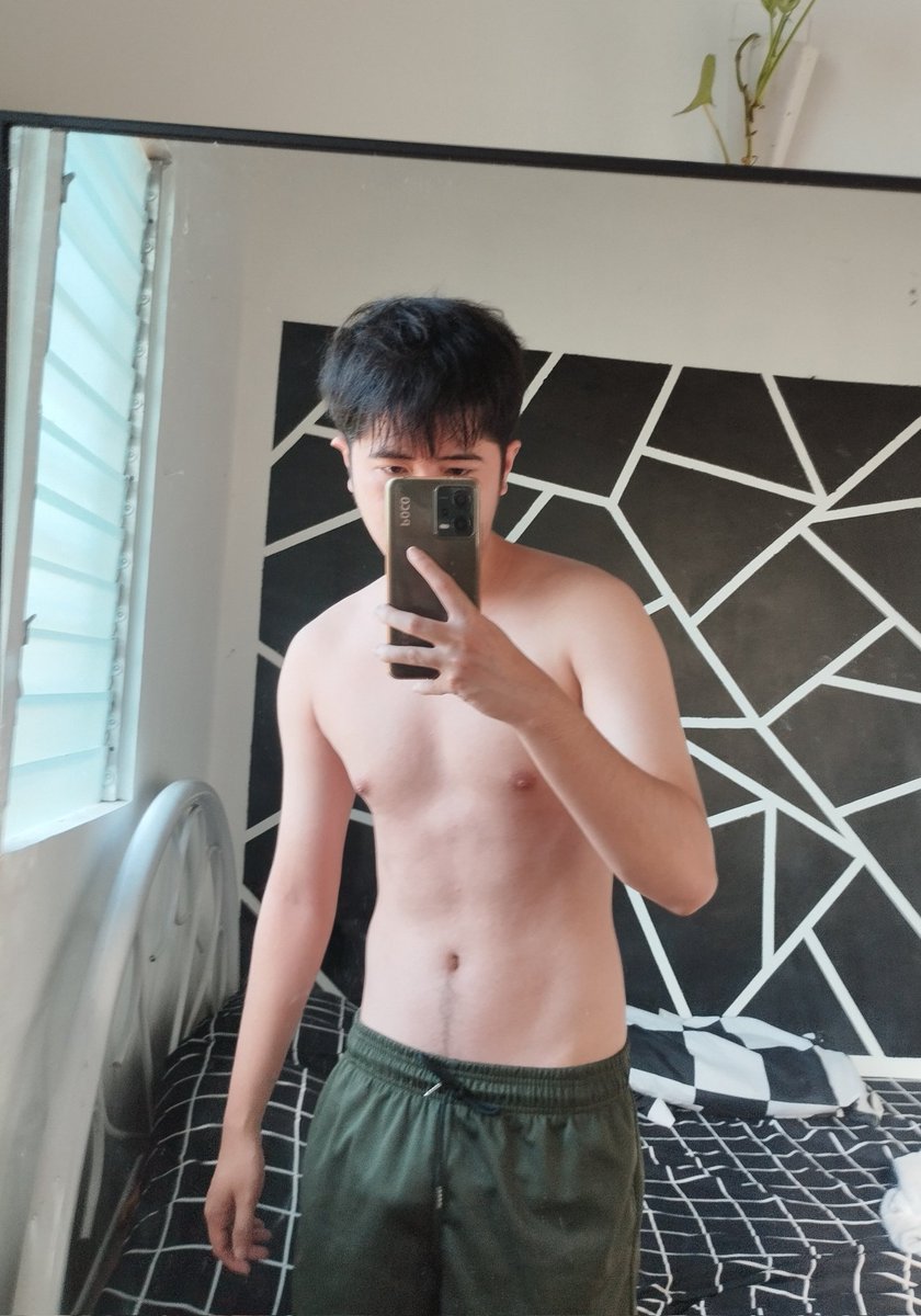 CalxBriel's tweet photo. Reto ko sarili ko

- Med student 
- licensed pharmacist
- may stable job
- 23
- 5'8
- maputi
- gwapings/cute daw
- gym-goer/ fit
- gamer
- mahilig gumala
- mahilig manood ng anime
- masarap kausap
- masarap kakulitan
- masarap 

Any takers?
DM or comment nalang sa mga interesado https://t.co/Ex0veBmc6Q