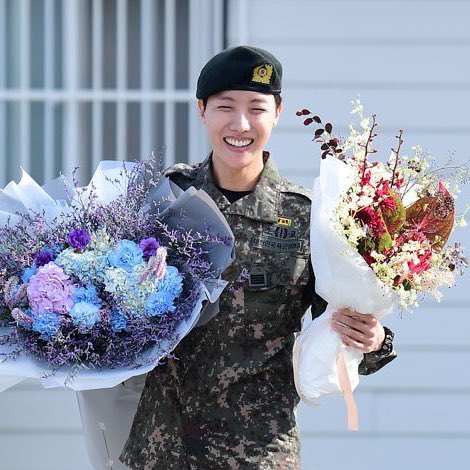 jayihop's tweet photo. @cokodive Welcome back, hobi! We’re so excited to see a lot more of you!!! Awaiting how you’ll eat up all those tiktok dance challenges 💃 https://t.co/FJ6rpiR3y1