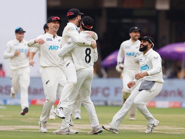 SportsMirchi's tweet photo. India bowlout for just 46 in first innings at Bangalore, Lowest score at home: https://t.co/ONBKGyXz7C

#INDvNZ #cricket #India #news https://t.co/35y7J70sqJ