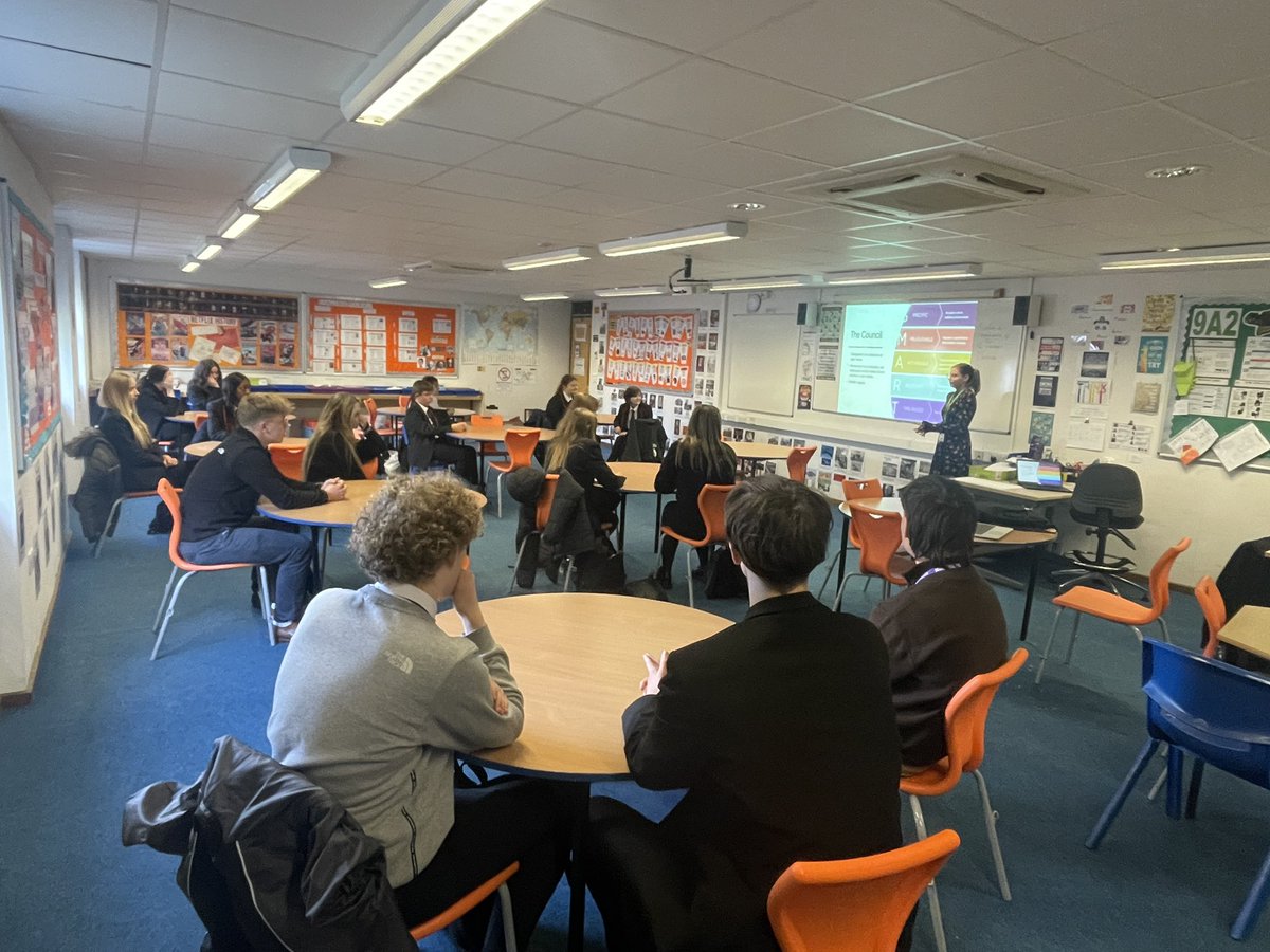 Arrow Vale 6th Form tweet media