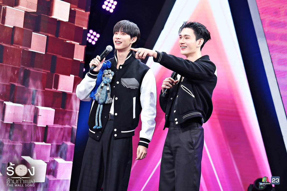 thewallsong's tweet photo. เปิดคู่แรก 2 หนุ่ม “พูห์ กฤติน &amp; พาเวล นเรศ” พกความมั่นใจมาแบบคูณ 2 แต่ไม่วายโดนเพื่อนนักแสดงอย่าง “แฟรงค์ ธนัตถ์ศรันย์” แกงจนอยู่หมัดทายผิด Failed❌️ ประเดิมคู่แรกไปเลย

🎼 #ร้องข้ามกำแพง #TheWallSong #Workpoint #Workpoint23
#พูห์กฤติน
#พาเวลนเรศ
#แฟรงค์ธนัตถ์ศรันย์ https://t.co/fm22FpqOXI