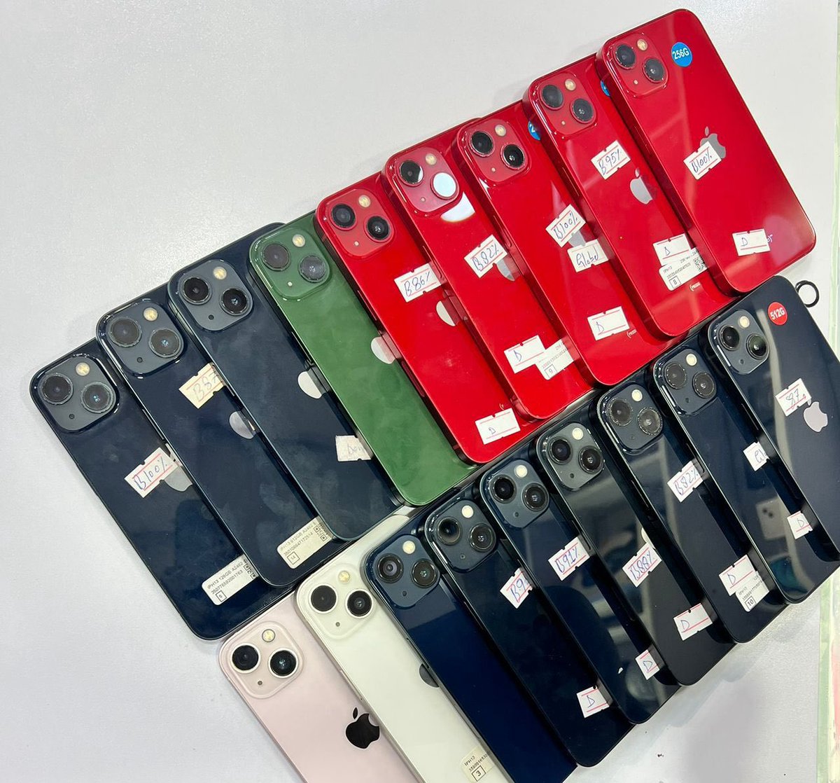 heavenstoreug's tweet photo. Premium uk used iPhone 13 128|256GB 
Restocked ✅
☎️0755609941 https://t.co/y0vxjOYoAO