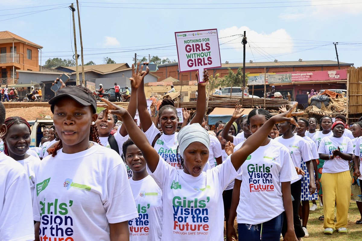 AFFCAD's tweet photo. Through back on the celebration of the #internationalgirlsday . In conjunction with @CRVPF1 @SLUMorg @SetHerFree1 where girls Exhibited their talents through #poems, #traditional and #creativedance matching and sharing of #inspiringstories and remarks from #commitmentleaders https://t.co/65hh2OcQPv