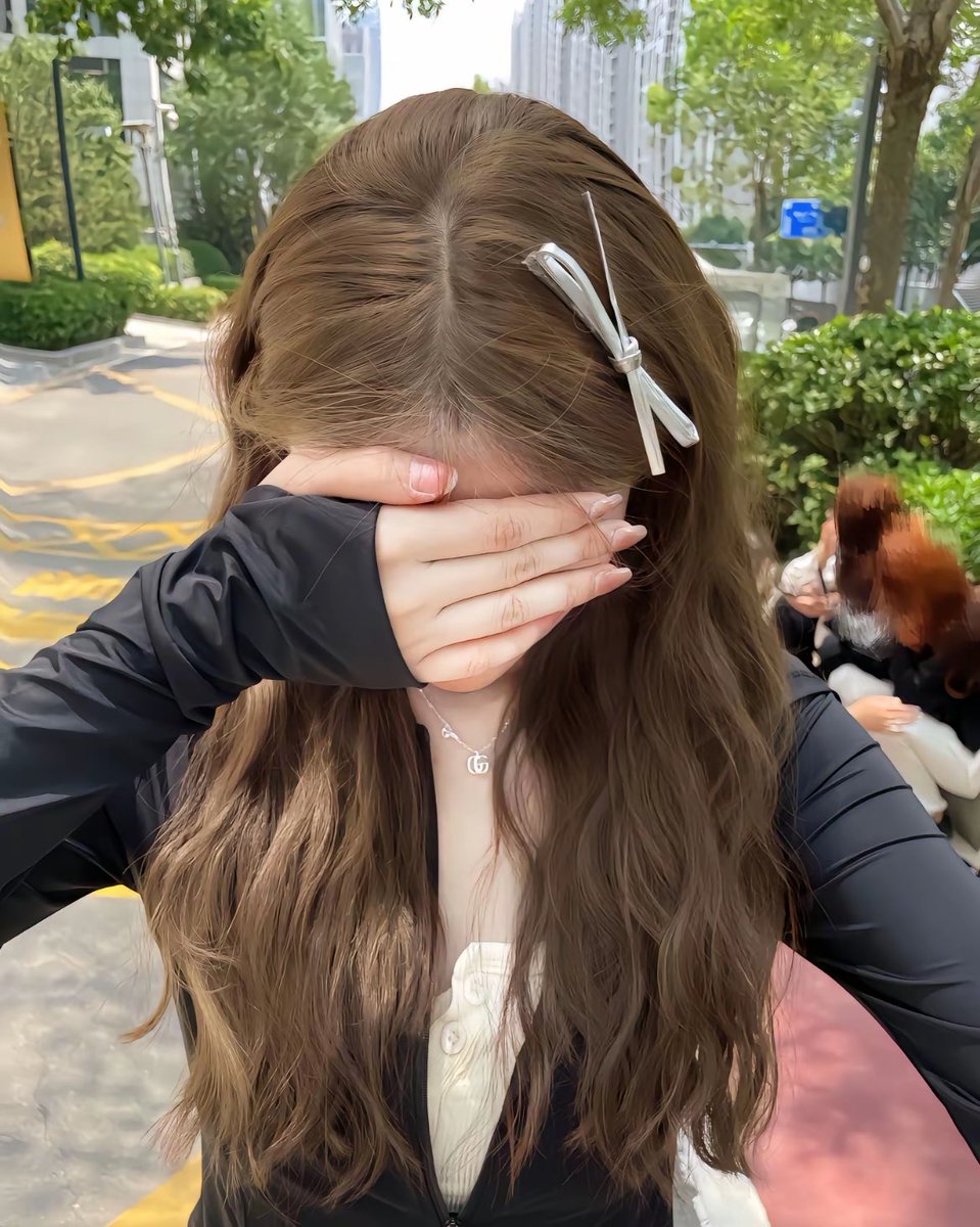 sasisbysi's tweet photo. สีผมที่ใฝ่ฝัน🥹 https://t.co/14UAeH7Pwm