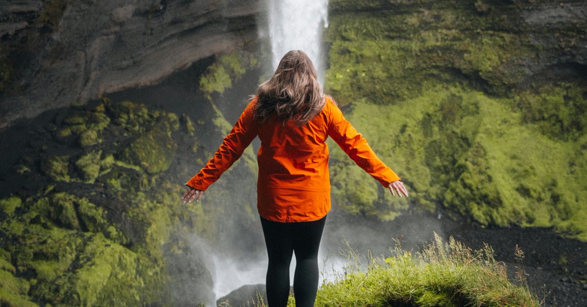 🛫🏨 From online travel agencies now displaying the carbon emissions of flights during searches, to hotels shifting away from daily linen changes, businesses are allowing travellers to make decisions around their environmental impact. 

Discover more 👉 bit.ly/3XkqRK2