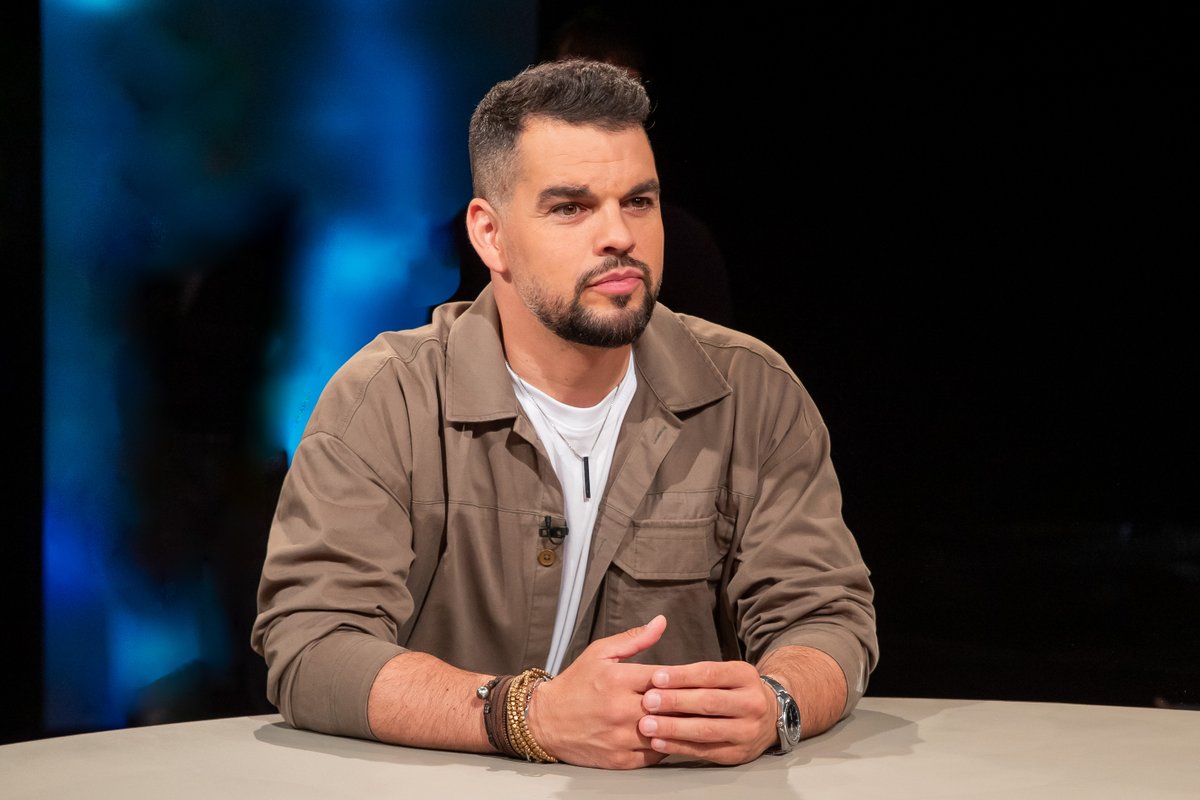 Versión Española tweet media