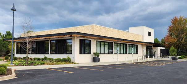 tgrwallc's tweet photo. Ema is now open! TGRWA was the Designer of Record for the new restaurant in Glenview, Illinois. It features a large skylight above the dining room and cantilevered steel and wood canopy.

We hope you check it out soon! https://t.co/LiuF27Xoyo
