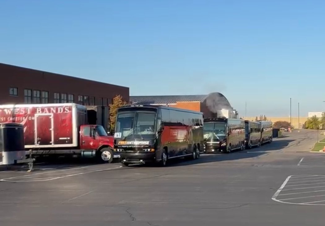 lakotawestbands's tweet photo. We are off to Tennessee to compete in the @BANDSOFAMERICA East Tennessee Regional Competition! Our 1st big trip for our newly wrapped trucks too! (paid for by our Upbeat Club and community support!) We hope we get a big YEE HAW at prelims with The Lakota Western on Saturday! https://t.co/BTKzPsx3C8