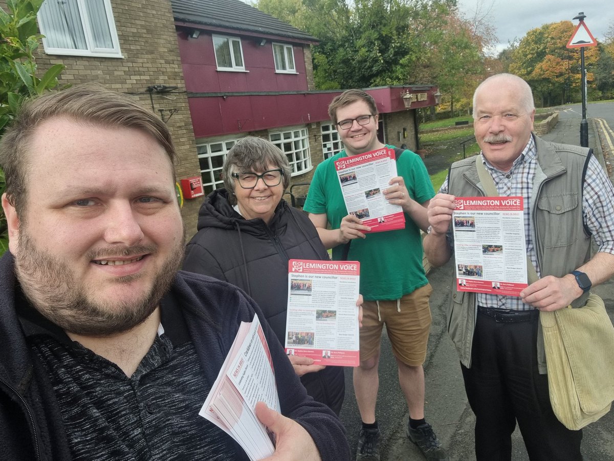 Barry and I took full advantage of the sun this lunch time to deliver the latest edition of Lemington Voice in Dumpling Hall. Thanks to <a href="/joycemccarty/">Joyce McCarty</a> and <a href="/VBarryStanners/">Vince Barry-Stanners</a> for also helping out. #LabourDoorstep