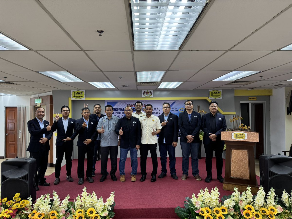 JKR Bangunan Terengganu tweet media