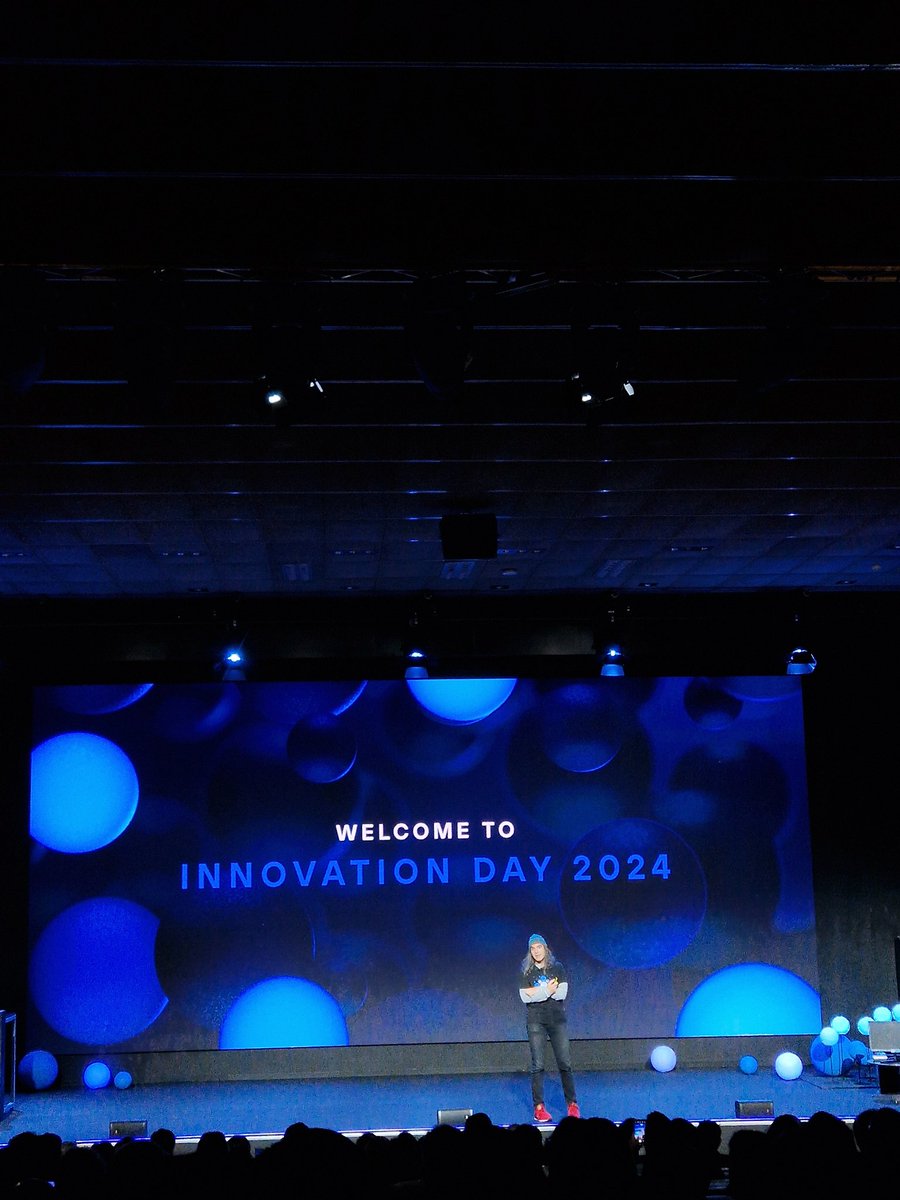 Kronos_87's tweet photo. Welcome to Innovation Day 2024 de #Telefonica !! 💪💪 https://t.co/tTcP81zsBY