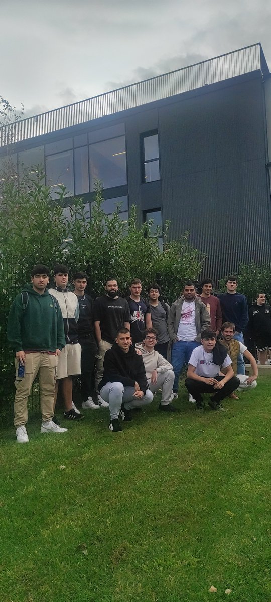 ZubietaLHII's tweet photo. (eus) Eraginkortasun Energetikoko eta Instalazio Termikoen Mantenuko Goi Mailako ikasleak @FabrikaNCE-n izan ziren, #ADEGI -k gonbidatuta.

(cas) Alumnos/as de Grado Superior de Eficiencia Energética y Mantenimiento de Instalaciones Térmicas en @FabrikaNCE invitados por #ADEGI https://t.co/654DhV06hV