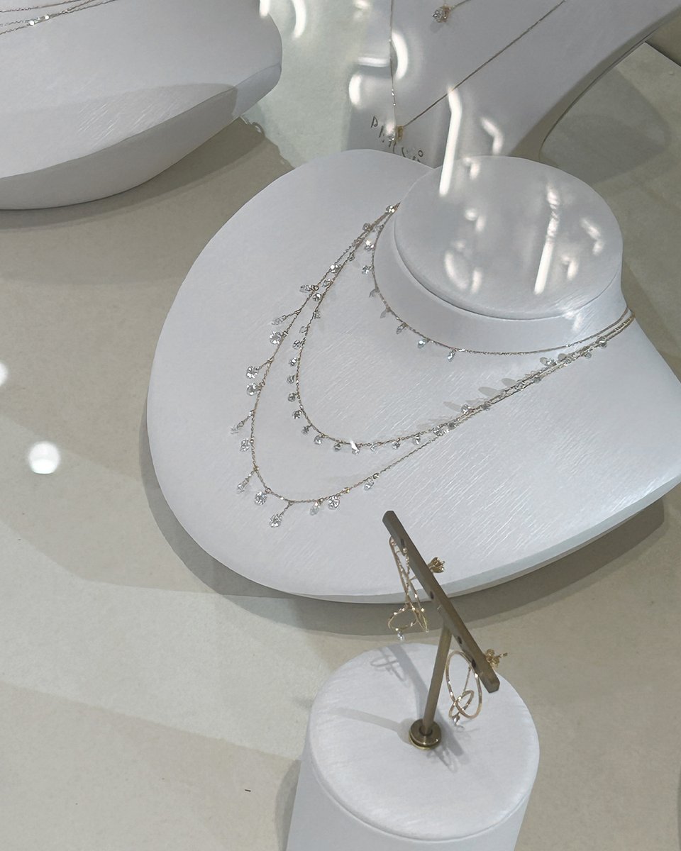 CentriaMall's tweet photo. بيرسي باريس مفتوح الآن في سنتريا مول! 
اكتشف المجوهرات الفاخرة الرائعة، وتصميمات السلاسل المخصصة.

Persee Paris is now open at Centria Mall! 
Discover exquisite fine jewelry, custom chain creations, and professional piercings at our new location. https://t.co/OEYsA3FJ3A