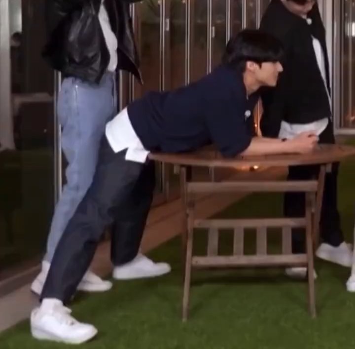 san having to take a toilet break literally seconds after this will haunt me forever
