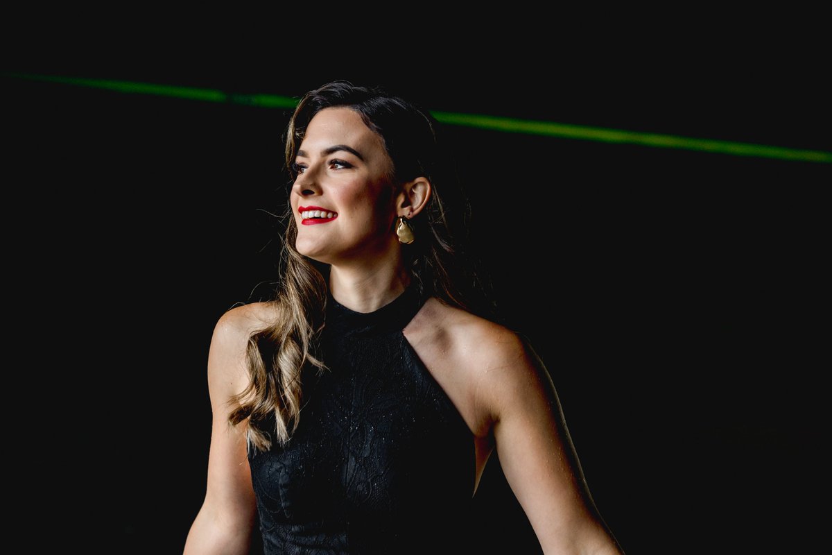 We are so excited to reveal that this year’s Cân i Gymru winner, Sara Davies will debut her new track ‘Just Like in the Movies’ in a special live performance at the 2024 BAFTA Cymru Awards this Sunday 🎤🌟 🎶

You can watch along LIVE on the <a href="/bafta/">BAFTA</a> YouTube channel from 7pm