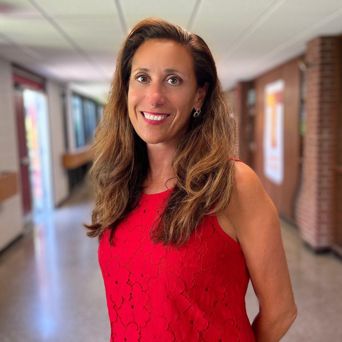 It’s Nat. Principals Month. Today’s salute: Tiverton HS principal Susan Craven. She leads her school and also serves the state as a member of the Principals Committee on Athletics. Have you thanked your principal today? #ThankAPrincipal