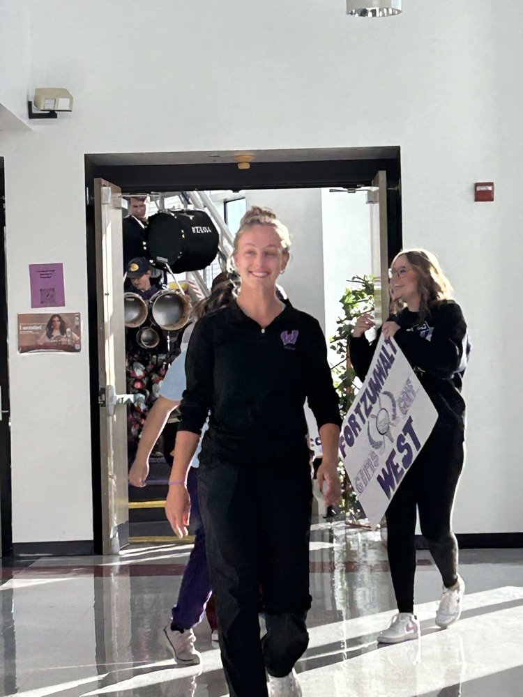ZumwaltWest's tweet photo. Good luck Cydney Beckmann on going to state in golf! Go Cydney! #statewalk
It's a great day to be a jaguar! https://t.co/Hy9SpJnq5r
