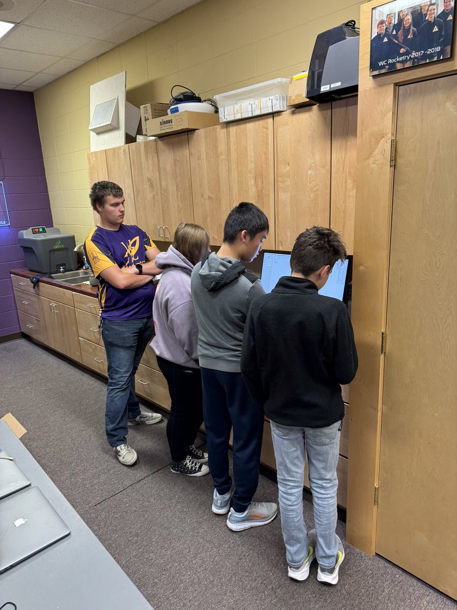 wc_rocketry's tweet photo. Nose cones have finished printing. Day 2 of Fusion 360 work designing the transition segments. #rocketcontest #arc25 https://t.co/vIOvPGoZPs