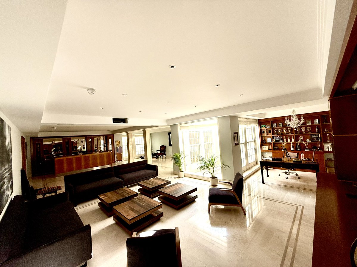 Ricky Gervais tweet media