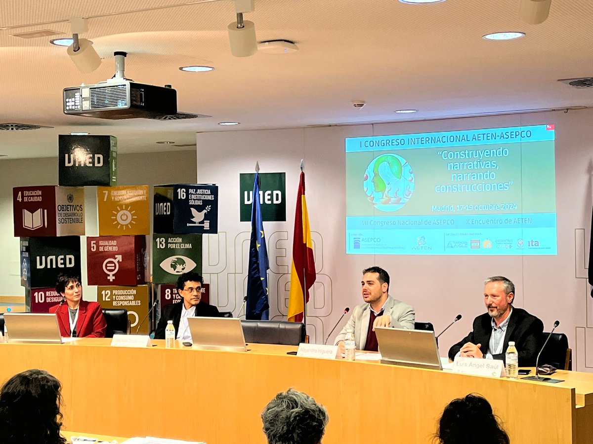 📢 Oficialmente da comienzo el I Congreso Intl de AETEN-ASEPCO "Construyendo narrativas, narrando construcciones" en la <a href="/UNED/">UNED</a>, que acoge este evento.

¡A compartir narrativas! 🤝