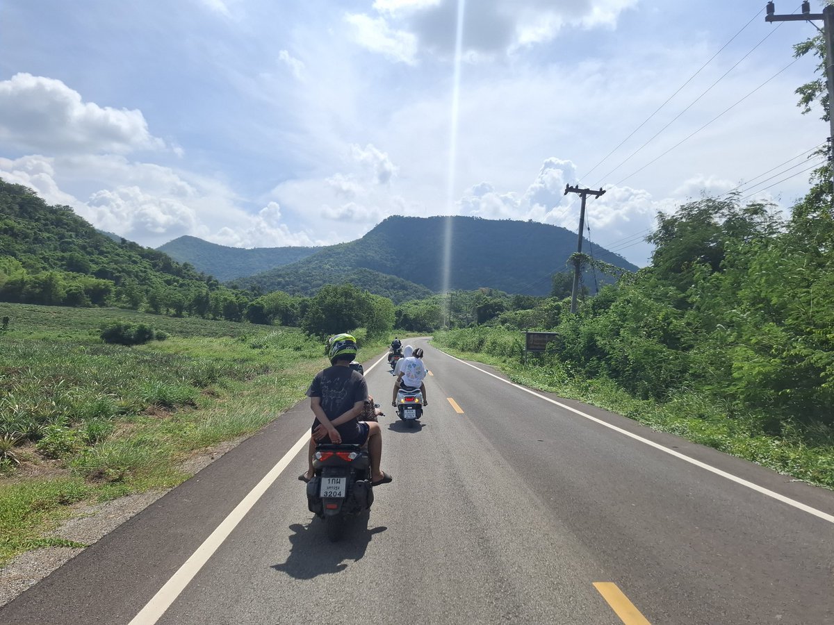 superantx's tweet photo. First trip ever https://t.co/Lx4z1Kq7My