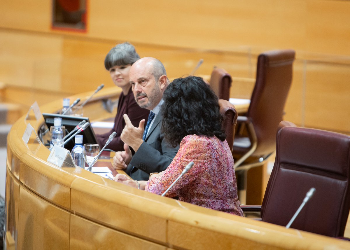 Senado de España tweet media