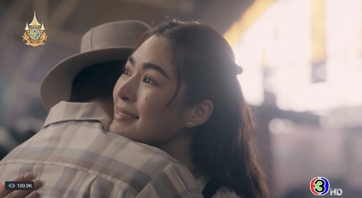 Trend4LLKVNOFC's tweet photo. Có một Chanthorn luỵ Chat, còn mình thì luỵ Chanthorn 🥲

LINGLING MYCHERIE AMOUR EP9
#หลิงหลิงคอง #linglingkwong https://t.co/4OXSWwRtlP