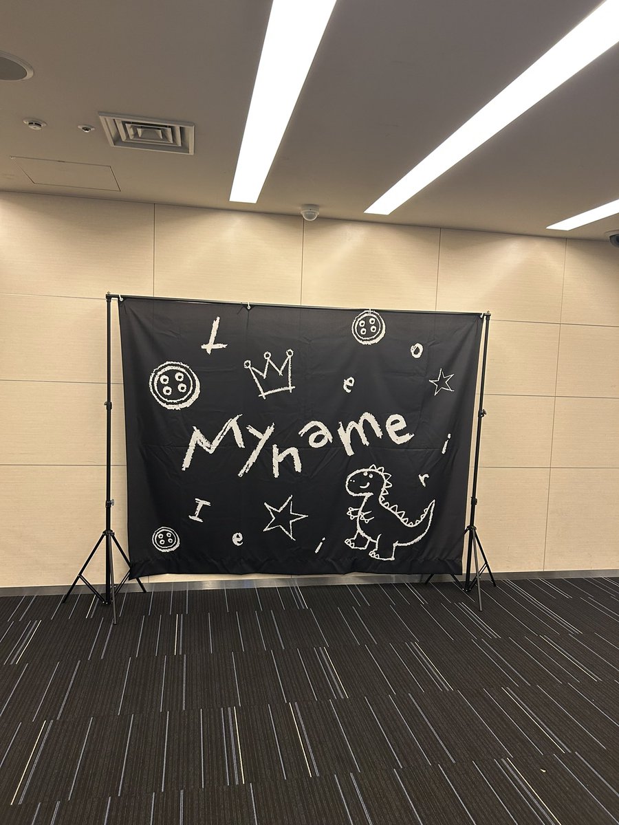 jb11oct's tweet photo. 家入レオの大阪公演でした。今回はいい座席取れて、
ど真ん中で、ずっとレオちゃんが目の前で歌った。

ライブの最後で私のハートを気づか��て、ハートを返してくれた。最高！

#家入レオ
#MyName https://t.co/QsKsXGOrp6