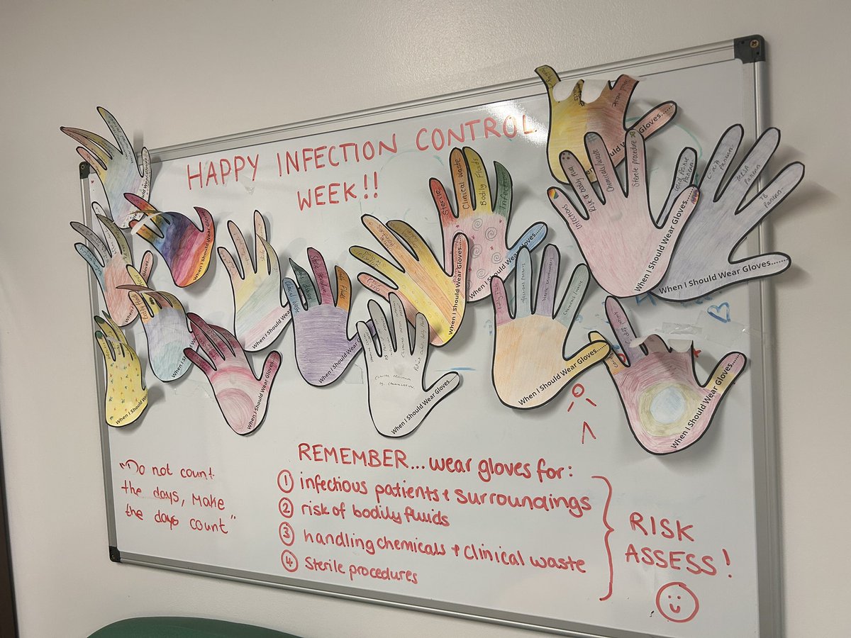 gemdouglas_84's tweet photo. Happy #IIPW 
Yesterday #TeamIPC @UHD_NHS visited Sophie @IPC_ChampionUHD from X-ray. Thank you for this colourful display raising awareness of when to wear gloves @SpecialtiesUHD https://t.co/JcRSrVjIqc
