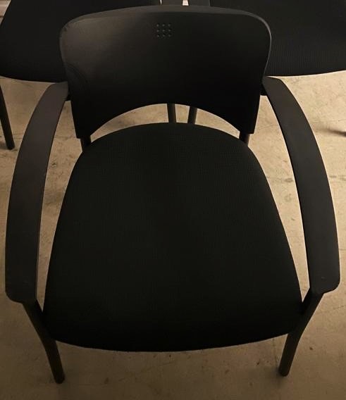 systemgroupllc1's tweet photo. Black side chair for only $25 each

We are selling both new and used furniture for your office or home.Currently selected new furniture is available at a discount.

I deliver with a fee depending on the area.
   
if interested 6154053268/systemsgroupllc.com
.  
.  
.  
#Seating https://t.co/dFQ9Y6BGoh