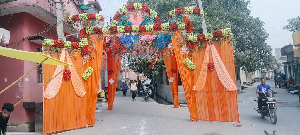 npppaliakalan's tweet photo. रामायण रचयिता महर्षि वाल्मीकि जी की जयन्ती के अवसर पर @npppaliakalan के सफाई कर्मचारियों के सहयोग से वाल्मीकि मन्दिर पर आयोजित पूजन कार्यक्रम को #zerowasteevent  थीम देकर सुसज्जित किया गया।
#zerowaste #ValmikiJayanti2024 #SwachhBharat #swachhsurvekshan #npppaliakalan #paliakalan https://t.co/Wf4xQcyUvA