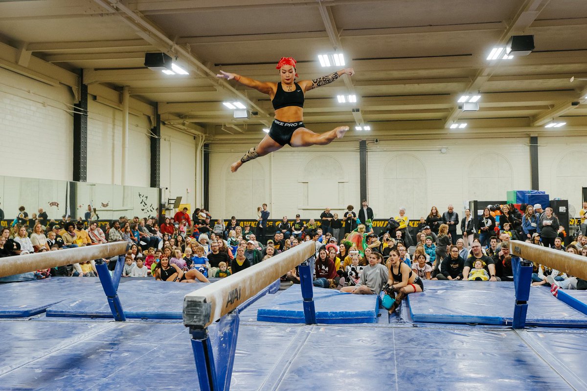 👻🕸𝙏𝙊𝙈𝙊𝙍𝙍𝙊𝙒🤸‍♀️🎃

𝙏𝙍𝙄𝘾𝙆𝙎 &amp; 𝓣𝓻𝓮𝓪𝓽𝓼 Halloween Showcase!⤵️

🗓️ Friday, October 18
⌚ 5:30-7:30pm
📍 Iowa Gymnastics facility
🆓 Free Admission
🍬 Candy 
🦸 Costumes encouraged! 

🎃🕸️👻 | #Hawkeyes