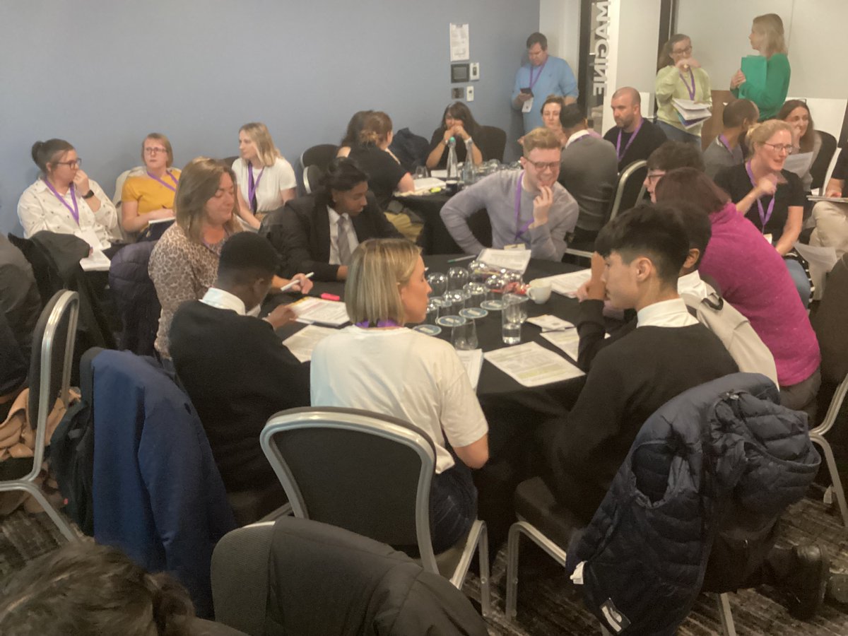 AbbeyMulti's tweet photo. Yesterday we lead an oracy session at the Great Oracy Exhibition, with students from @bishopyoungce facilitating a Harkness debate on gender balance, giving feedback to delegates on their oracy. @voice21oracy #GOE2024 #makeoracyordinary #talkrich #oracy  #weneedtotalk https://t.co/GoTxdCCguZ