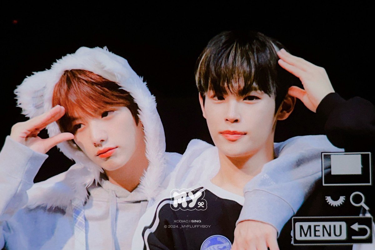 _myfluffyboy's tweet photo. 241017 

내 강쥐즈🐶🩷🩵

#XODIAC #소디엑 #SING #씽 #麥駿昇 https://t.co/wvvqwFdUVr
