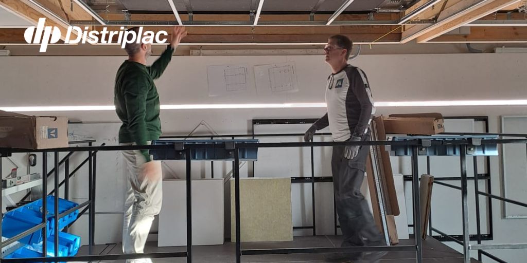 Distriplac_dp's tweet photo. 📸 Así ha sido nuestro paso por la fábrica y el showroom de #Rockfon en Amberes.

Junto con nuestros clientes, hemos podido conocer los procesos de fabricación de las soluciones de techos y las novedades de la marca.

¡Gracias por la acogida!

#DistriplacSomosEspecialistas https://t.co/TrOKYPqQ1j