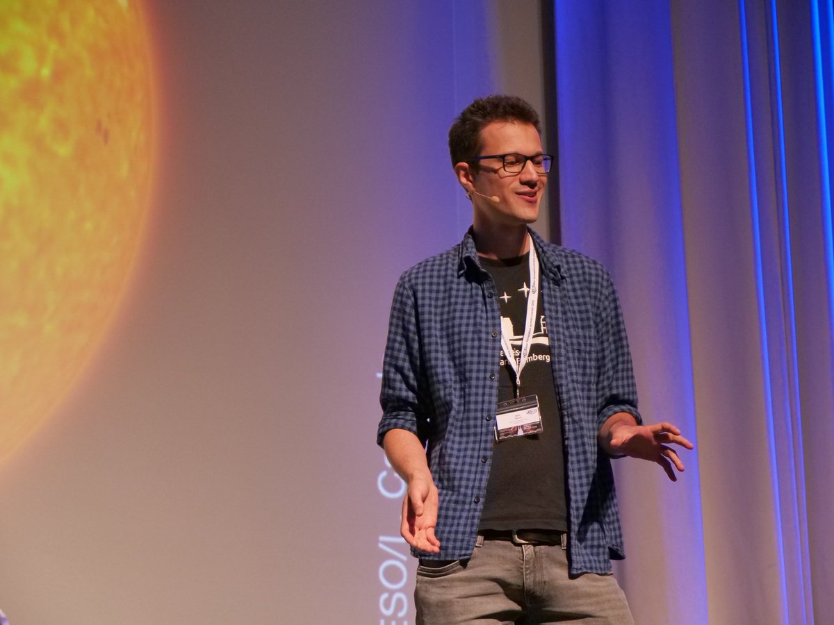 DrRemeis's tweet photo. Congratulations to Dr. Matti Dorsch! At the annual meeting of the German Astronomical society in Cologne he was awarded with the Doctoral Thesis Award 2024. Mattis thesis titled Tracing the diversity of hot subdwarf evolution Surface composition, magnetic fields, and populations https://t.co/YYxYETCOif