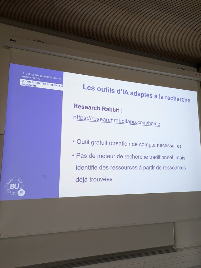 Pour l'#AIWeek <a href="/universitereims/">Université de Reims Champagne-Ardenne</a>, la <a href="/bureims/">Bibliothèque universitaire de l'URCA</a> proposait aujourd'hui un 1er atelier "Recherche documentaire et #IA". La formation des bibliothécaires-formateurs à l'IA et son intégration dans les formations proposées par la BU figurent dans le projet de service 2024-2028 de la BU.