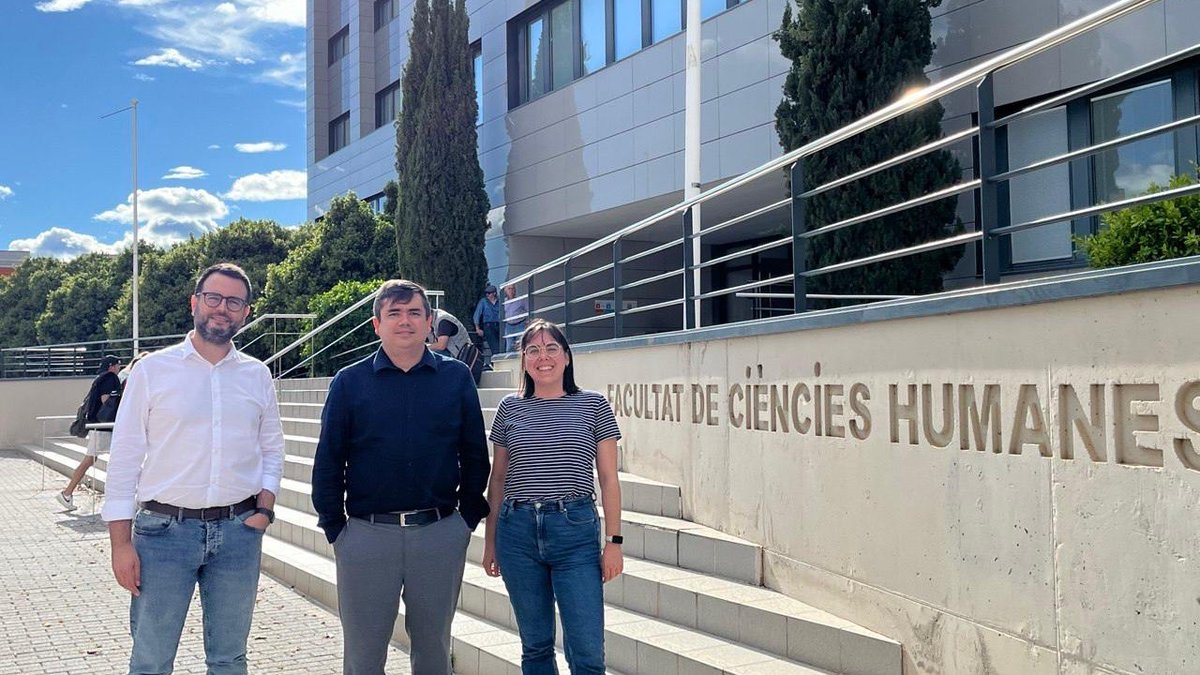 Esta semana tenemos la visita del profesor Cassio Cabral, del Instituto de Educação @ieulisboa da Universidade de Lisboa @ulisboa_ Bem-vindo! 😊