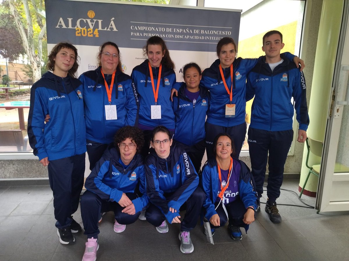 Nuestro equipo inclusivo, SPB Puentesauco, está compitiendo desde ayer hasta el sábado en el Cto. de España de baloncesto, en Alcalá de Henares 💪🏀

ℹ️La información del torneo está disponible en el siguiente enlace clupik.pro/es/tournament/…

#CanteraSPB