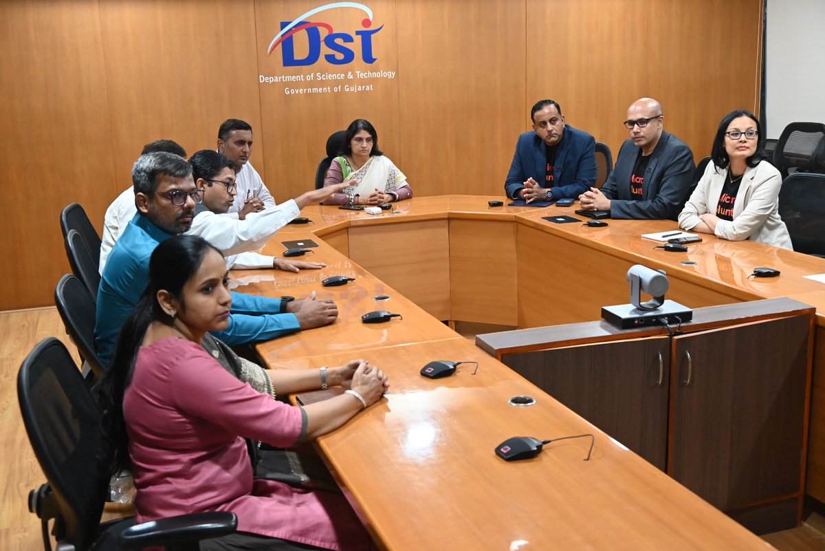 Gujarat Science City tweet media