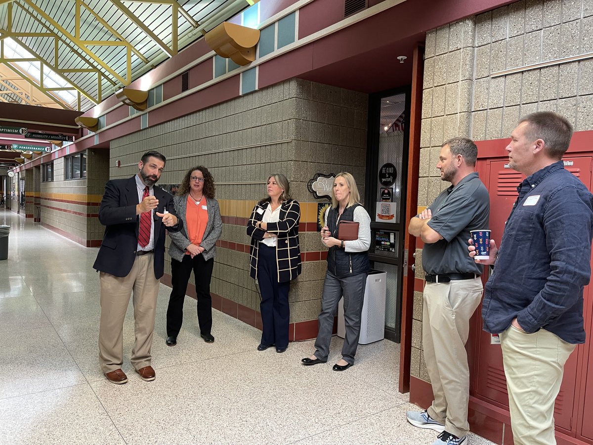 MEMSPA's tweet photo. Thank you MEMSPA President-Elect @vgilbert3 and Hahn Intermediate for your warm hospitality at the Region 10 MEMSPA meeting! Your efforts in bringing educators together to share ideas and insights are invaluable. Here’s to continued collaboration and success! #MEMSPA #WeLeadMI https://t.co/34v2aE0LKt
