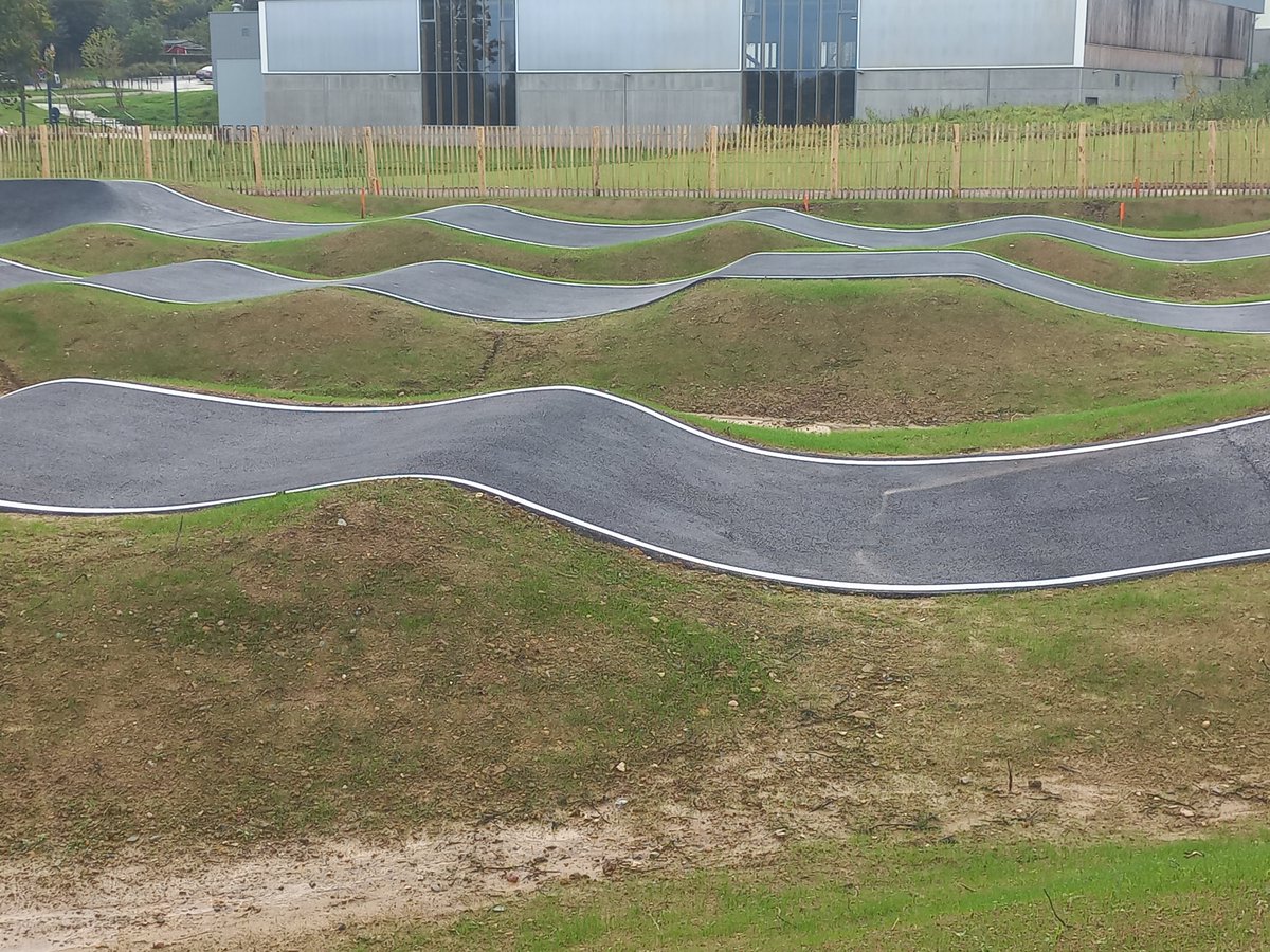 Ouverture du pumptrack au parc sportif de Beauregard <a href="/Rennes/">rennes</a> le samedi 19 octobre à 10h 🛴🛹🚲
➡️animations avec des clubs cyclistes du département