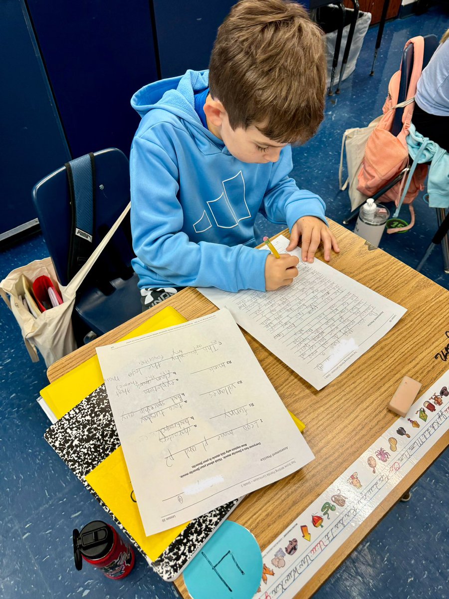 Getting to work writing non-text based expository essays!❤️✏️✏️✏️<a href="/LaurelOakElem/">Laurel Oak Elem.</a> <a href="/topscorewriting/">Top Score Writing</a> <a href="/collierschools/">Collier County Public Schools</a>