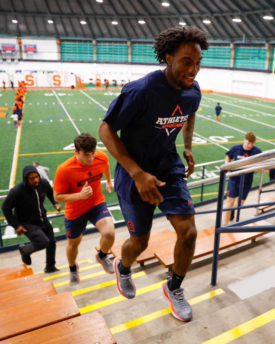 CuseFootball's tweet photo. Greg Knapp was a beloved NFL coach for 25 years who was tragically killed by a distracted driver in July 2021.
 
To raise funds and awareness for the dangers of distracted driving, we're carrying on his tradition of a pregame stair climb, and we ask you to join us in doing your part of only focusing on the road while driving.
 Make sure to check out @knappmemorial to see how you can get involved.
 #dontdrivedistracted #knappstairclimb