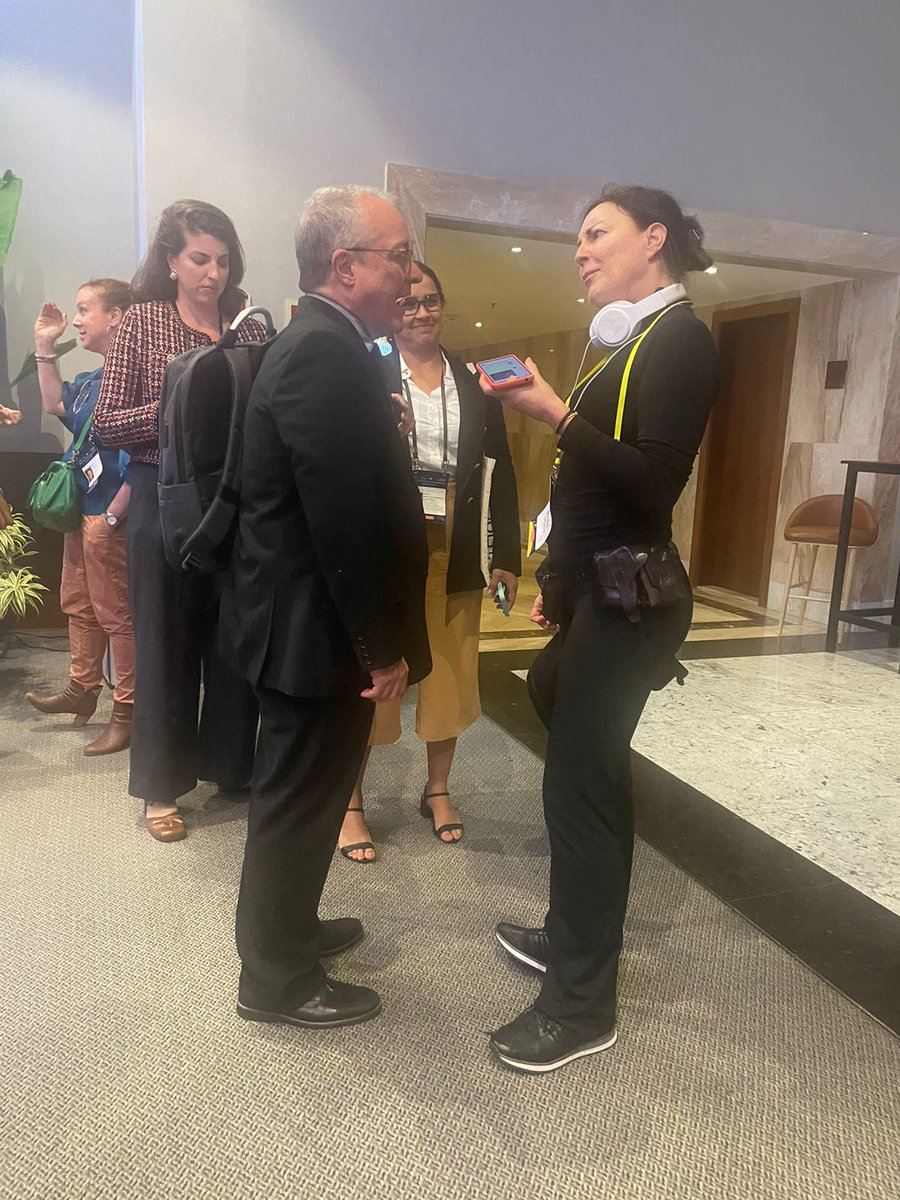 Venha Pegar Aids no SUS, Uma História Real
1. Eu abordo o ajudante d saúde Carlos Gadelha p/ saber pq cazzo ele passou o evento do Bill Gates/Gavi/Próxima Pandemia elogiando o fato d Nécia Trindade ser mulher. Não seria + racional analisar a competência profissional da ministra?