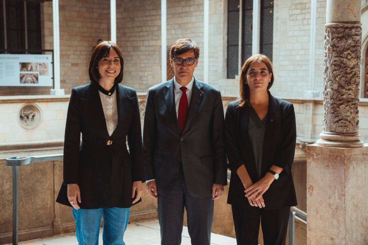 Recerca i Universitats (@recercauniscat) on Twitter photo 📌Foment del talent docent i de recerca
📢Conveni María Goyri entre el <a href="/govern/">Govern de Catalunya</a>, l’Estat i les universitats públiques catalanes
✅1.168 noves places de professorat ajudant doctor
🎯rejovenir-plantilles
🎯reduir temporalitat
📅Termini: fins al curs 27-28
🔗gen.cat/4dOXFRt 📌Foment del talent docent i de recerca
📢Conveni María Goyri entre el <a href="/govern/">Govern de Catalunya</a>, l’Estat i les universitats públiques catalanes
✅1.168 noves places de professorat ajudant doctor
🎯rejovenir-plantilles
🎯reduir temporalitat
📅Termini: fins al curs 27-28
🔗gen.cat/4dOXFRt