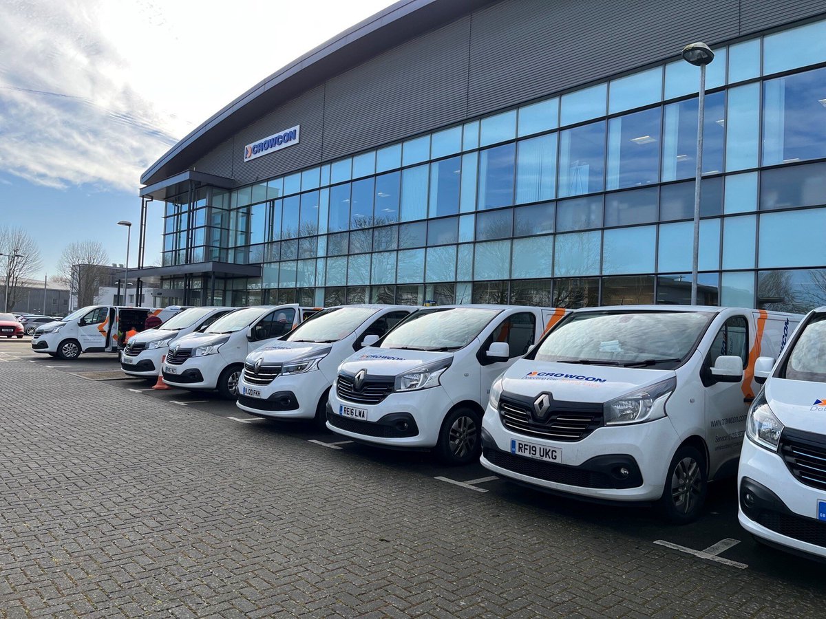 Crowcon's tweet image. &quot;Lifesaving equipment must be serviced by Crowcon approved #engineers to ensure it continues to function properly.&quot; Our #FieldServiceEngineers provide seamless support, from installations to troubleshooting. 

Request a quote: eu1.hubs.ly/H0d5JHG0