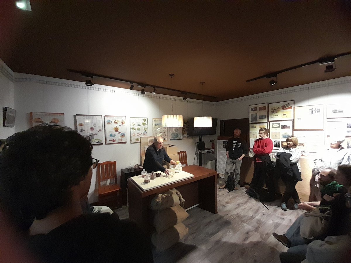 We finish the day visiting a "Txokolateixia" in Oñati. What a nice visit!