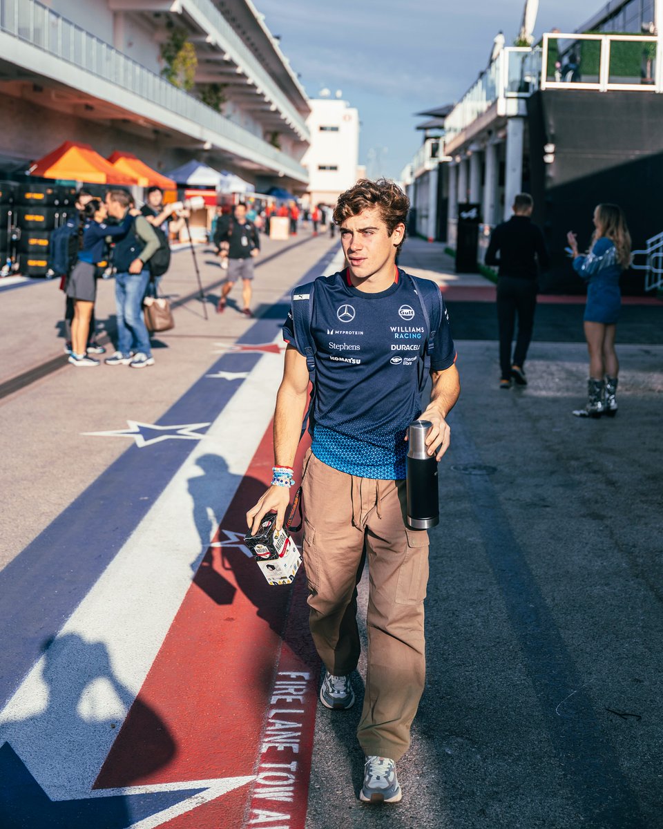 Colapinto esta en Texas

El argentino correra en el Circuito de las Américas para su primer fin de semana sprint en el #USGP